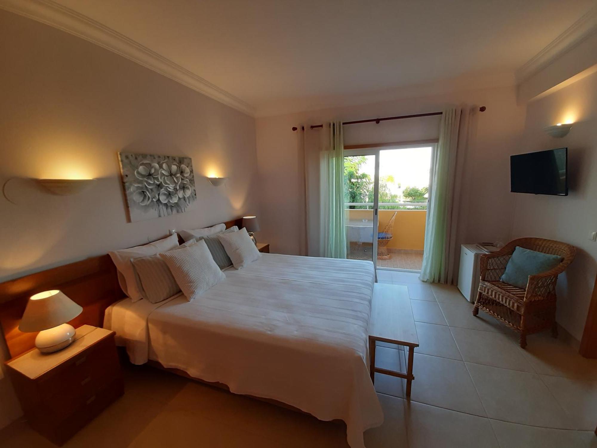 Lucie Lime Guesthouse Luz Εξωτερικό φωτογραφία